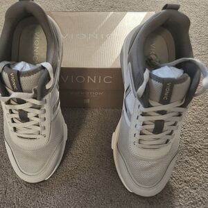 Vionic Women's Walk Strider Gray Mesh Sneakers 9.5M